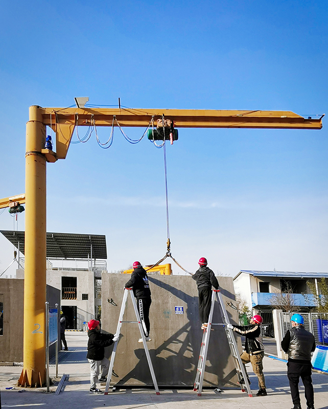 吊裝.1.jpg 吊裝.1.jpg