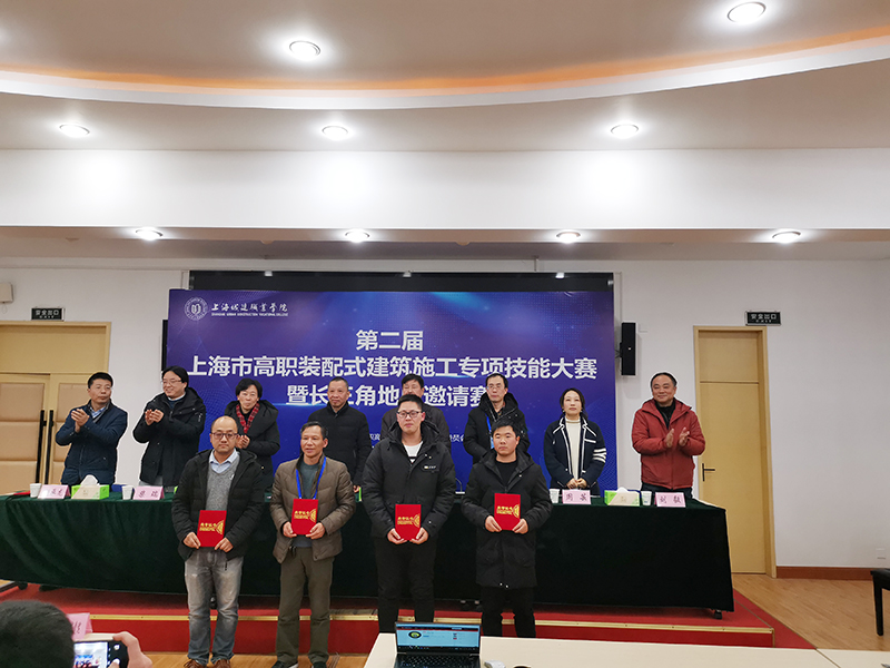 老師.1.jpg 老師.1.jpg